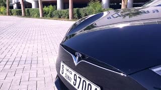 2017 Tesla Model S Walk Around | YallaMotor.com 2017 Tesla Model S Walk Around | YallaMotor.com
