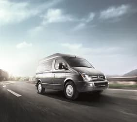 2.5L Passenger Van (M/T)