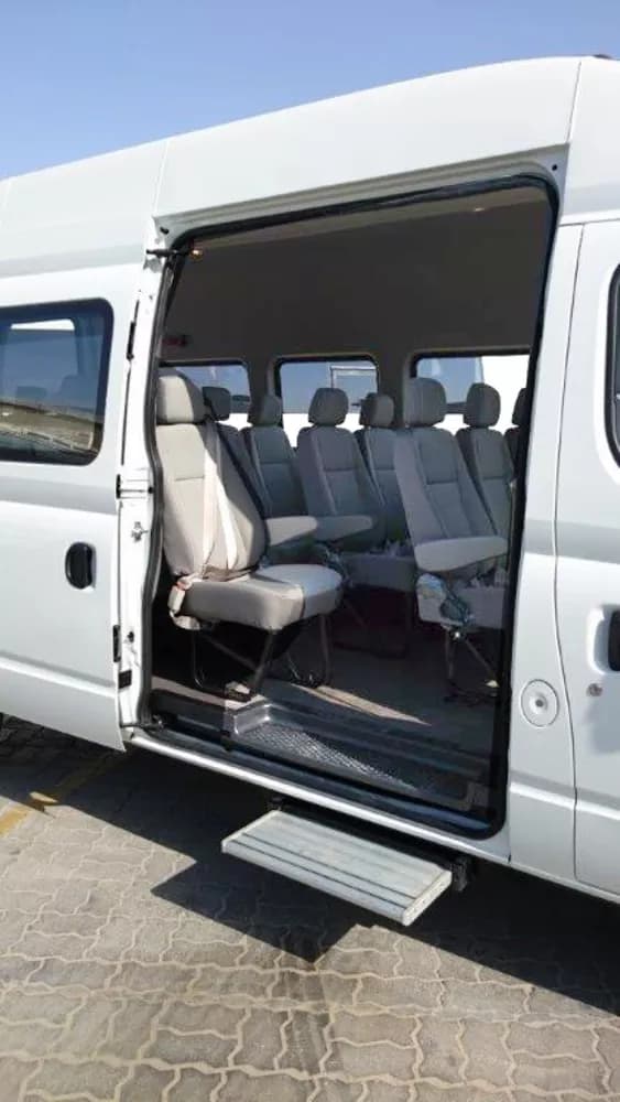 V80 18-Seater