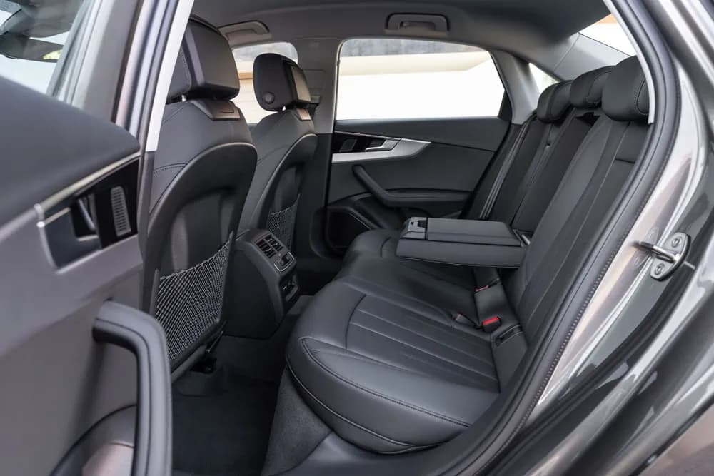 Audi A4 2021 40 TFSI Basic (190 HP)