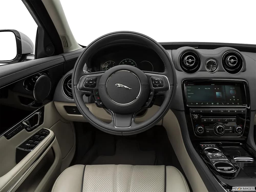 XJ