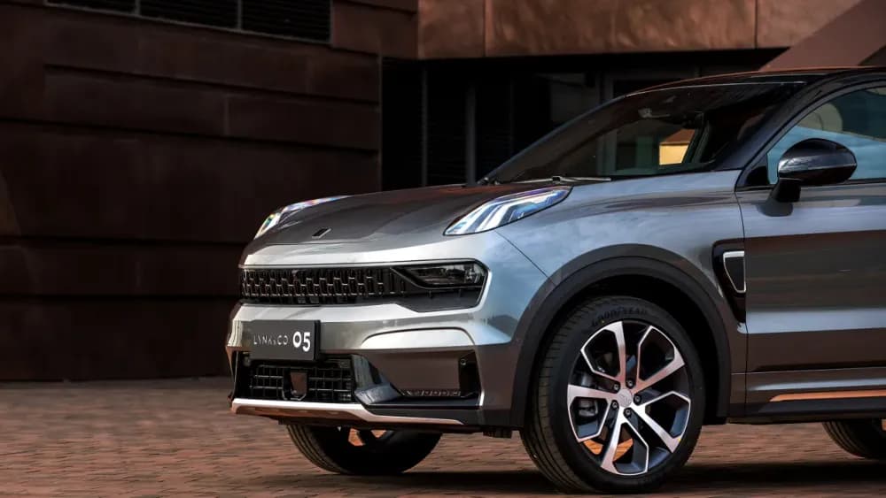 2.0T Hyper Plus (AWD)