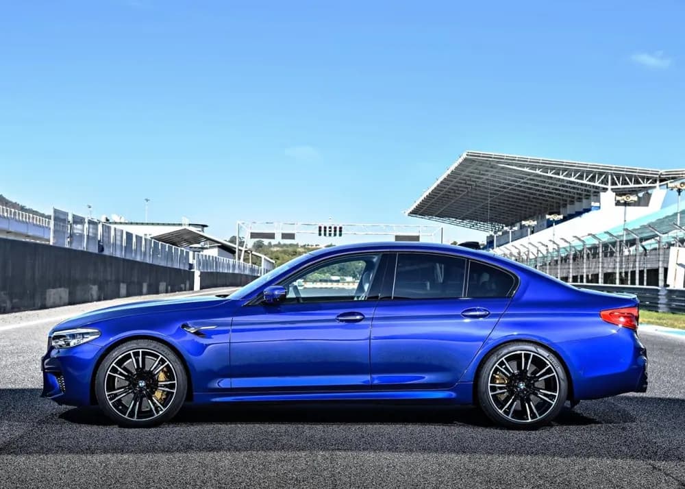 M5 Sedan