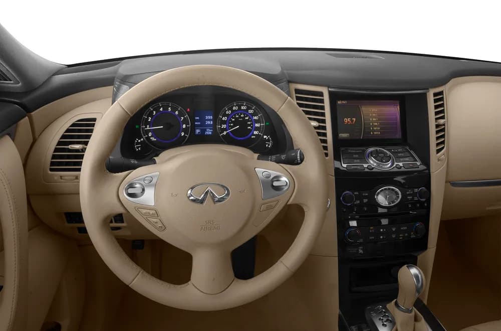 QX70