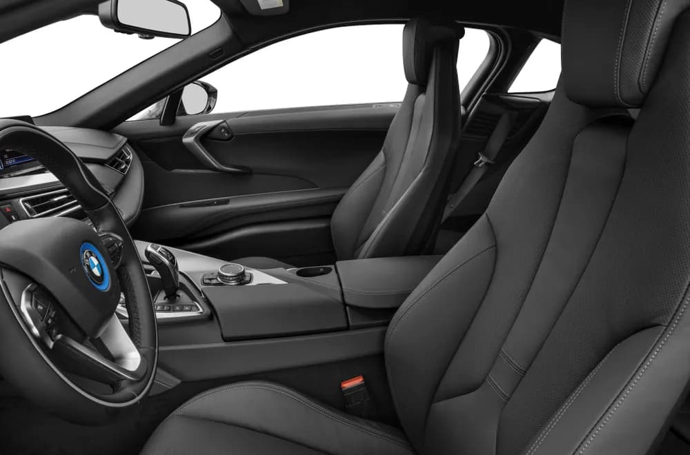 i8