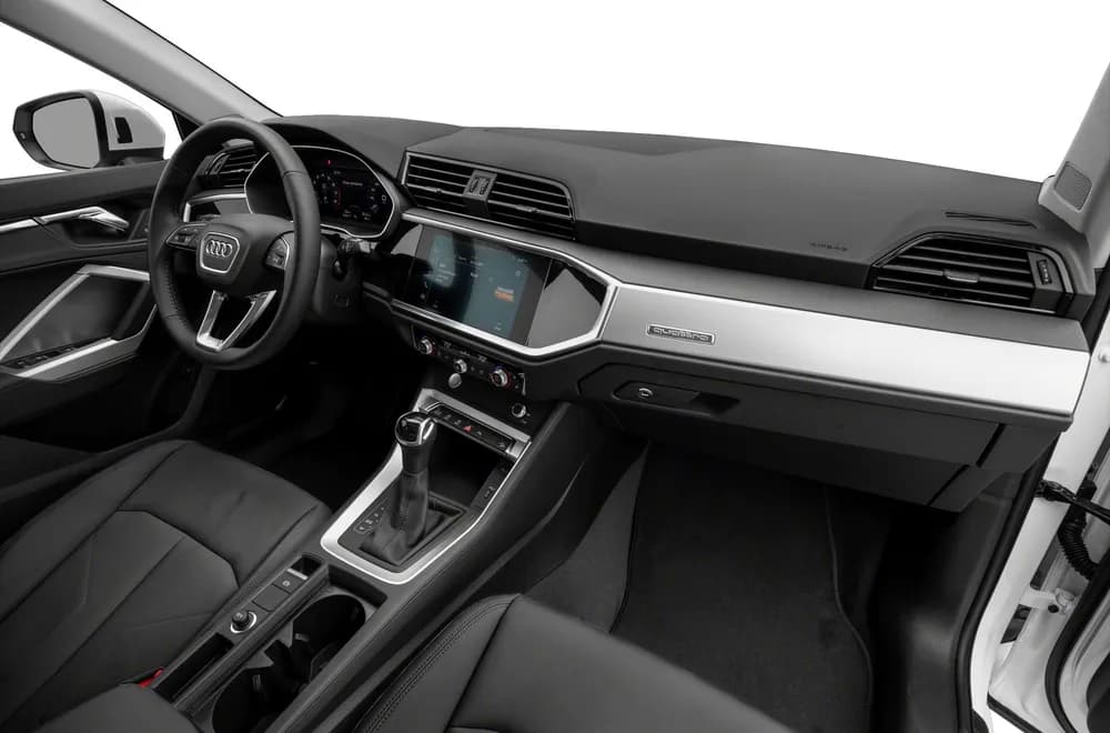 Q3