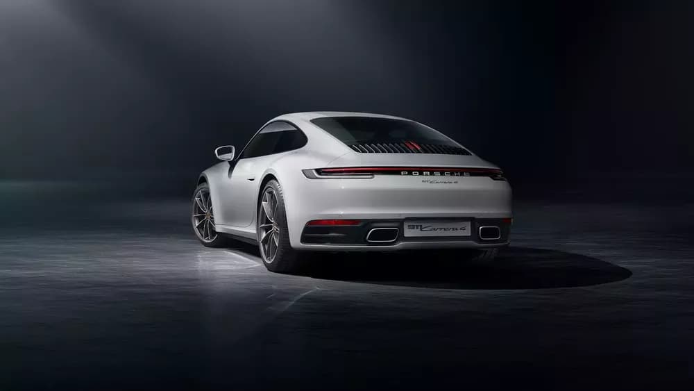 911
