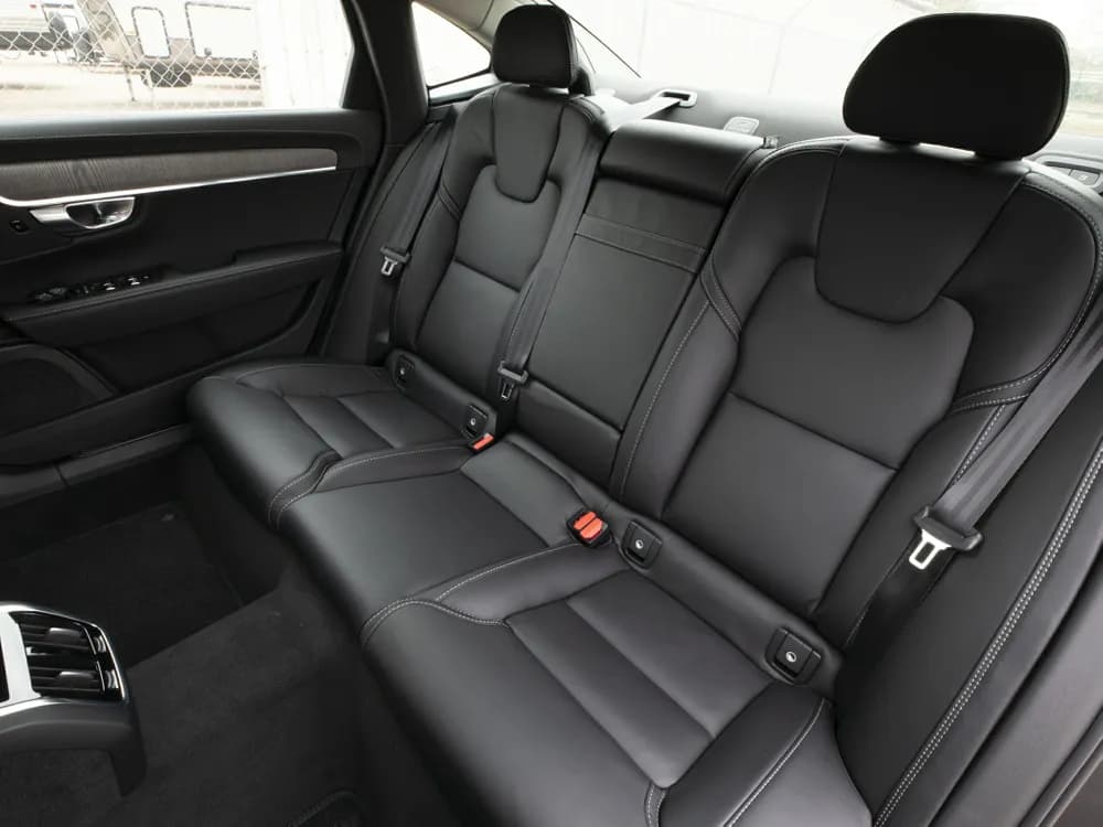S90