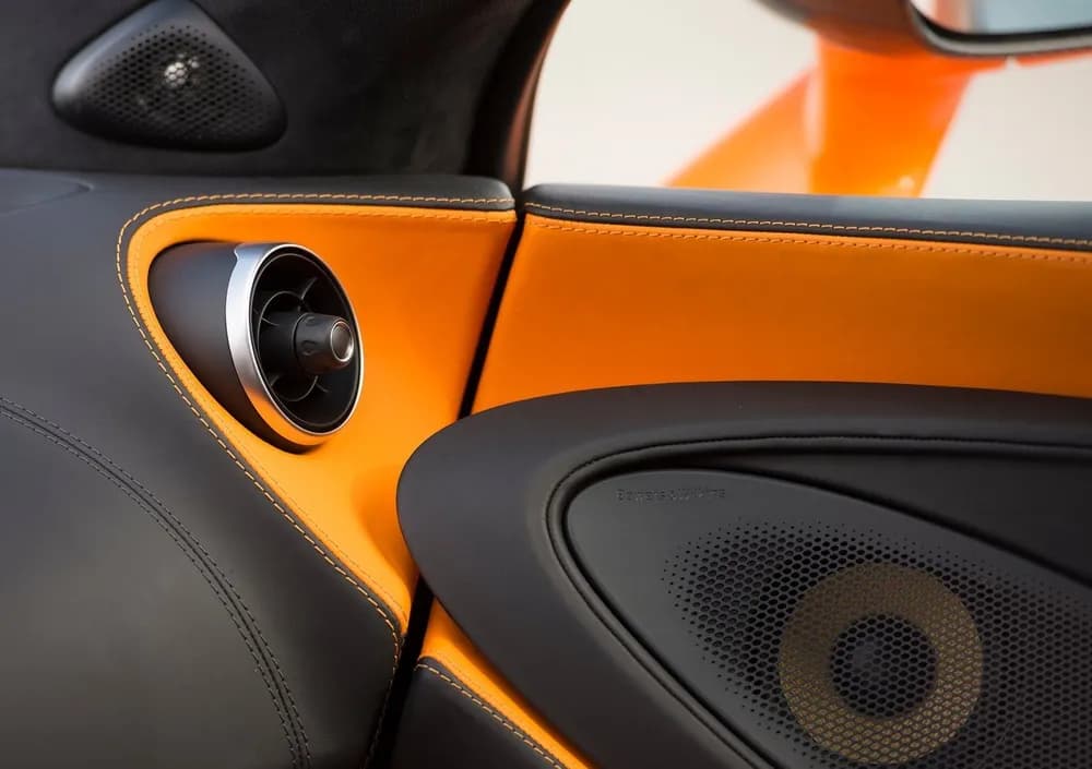 570S