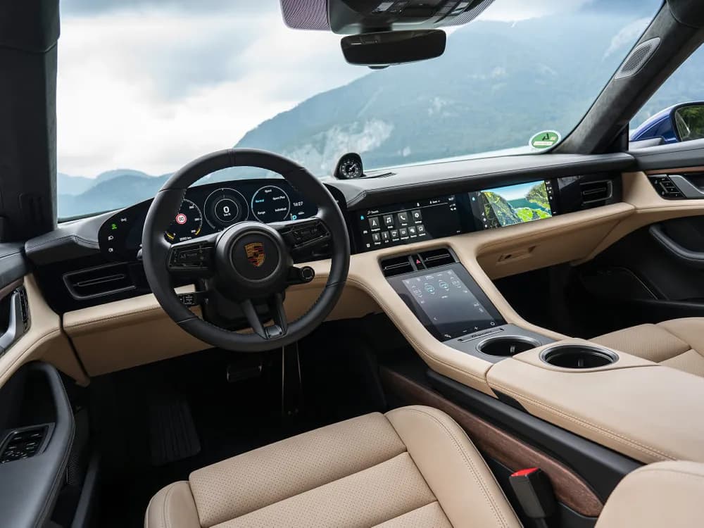 Porsche Taycan 2022 Base