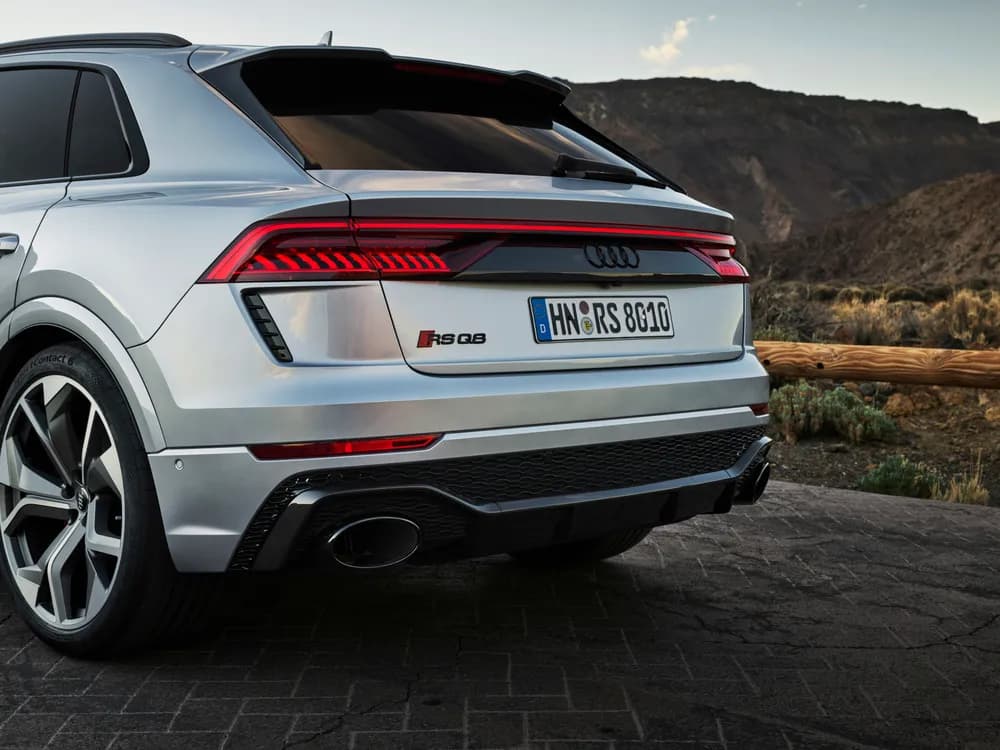RS Q8