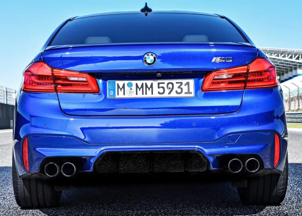 M5 Sedan