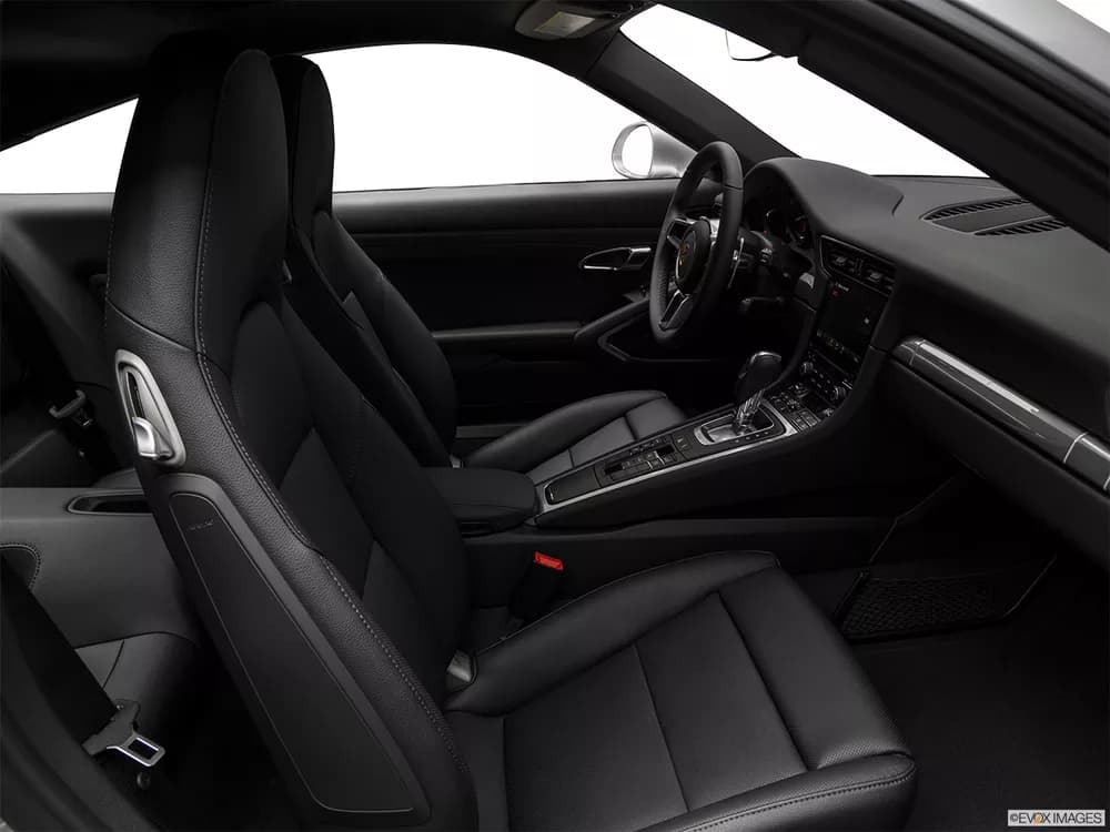 Porsche 911 2018 Carrera