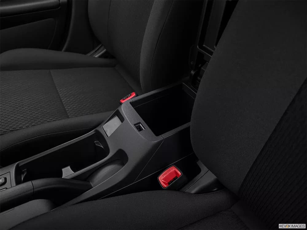 Mitsubishi Lancer EX 2018 2.0L GLS