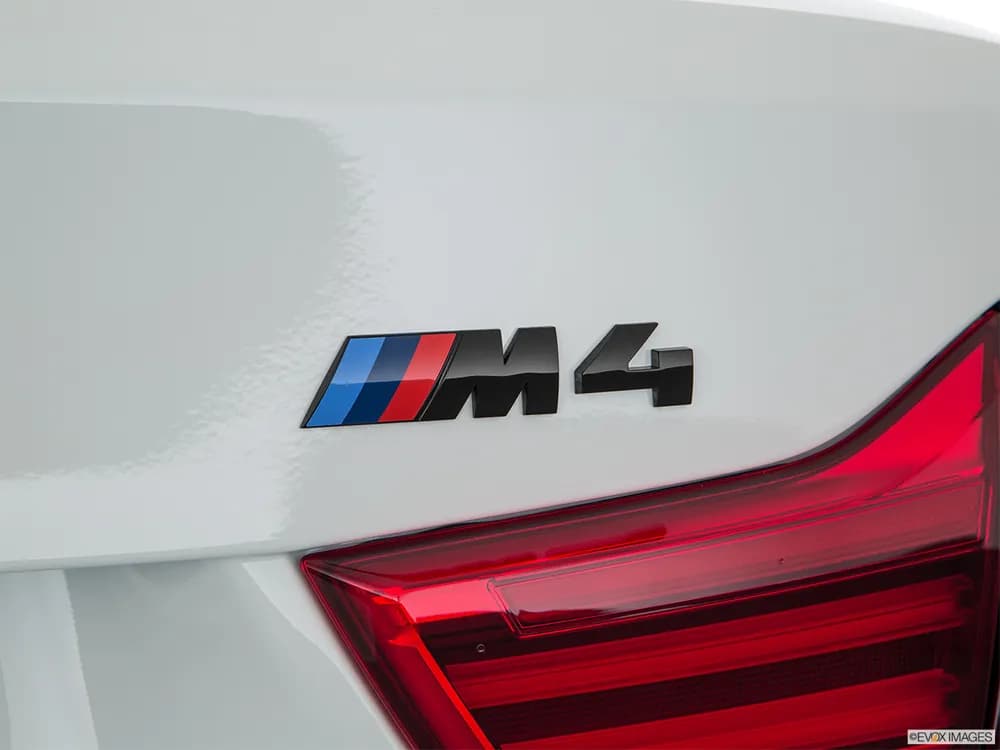 BMW M4 Convertible 2018 3.0T