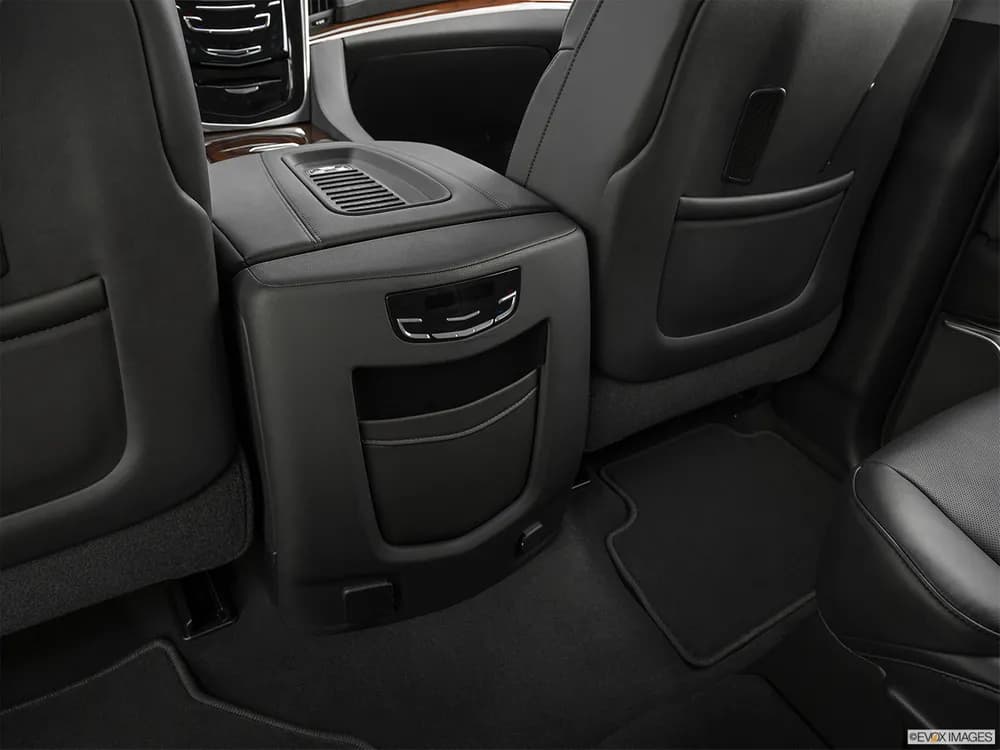 Cadillac Escalade 2019 6.2L Standard