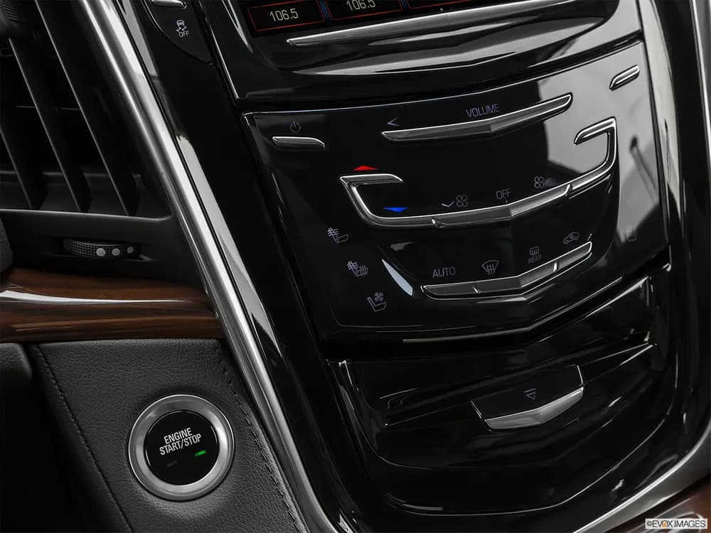 Cadillac Escalade 2019 6.2L Standard