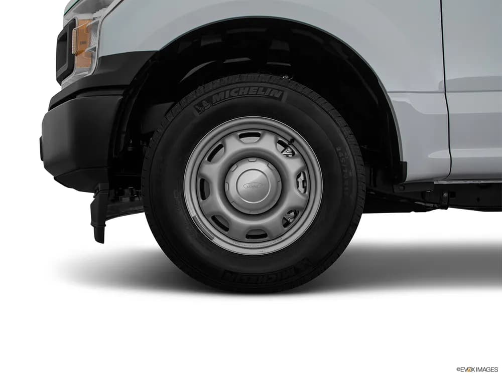 Ford F-150 2019 5.0L Regular Cab XLT (Chrome Pack)