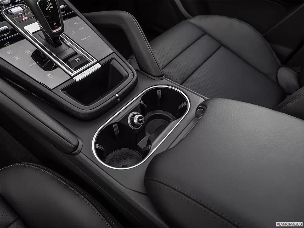Porsche Cayenne 2019 GTS