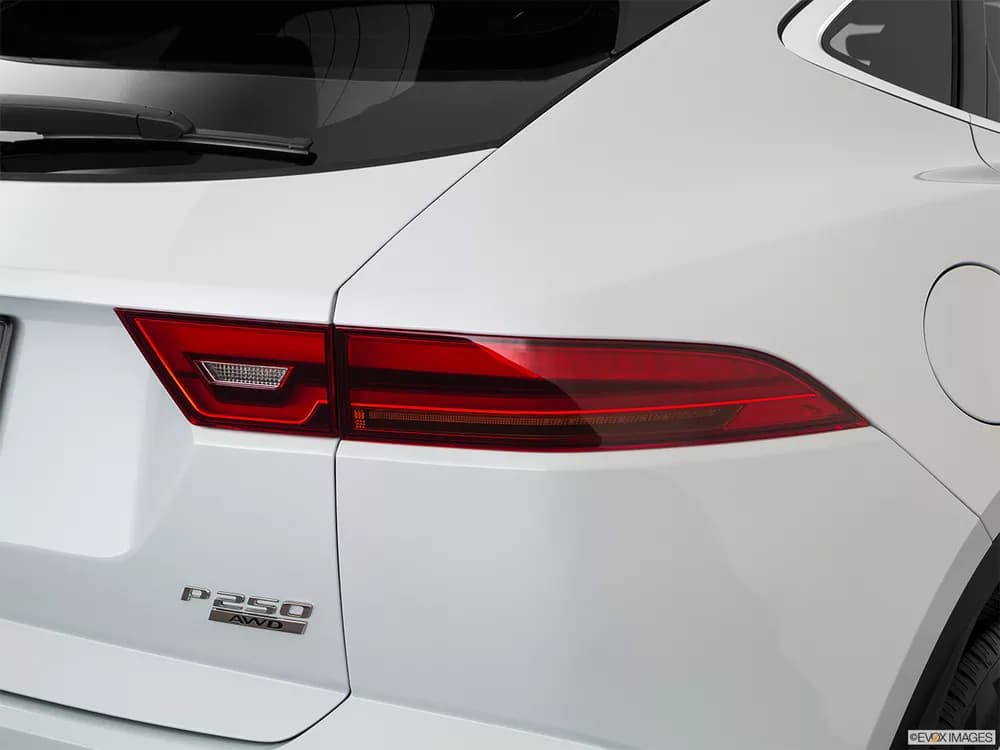 Jaguar E-Pace 2020 2.0T S (200 PS)