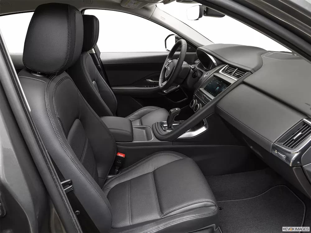 Jaguar E-Pace 2020 2.0T SE (200 PS)