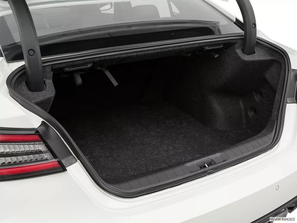 Nissan Maxima 2020 3.5L SR1