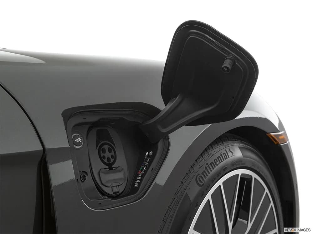 Porsche Taycan 2021 Turbo