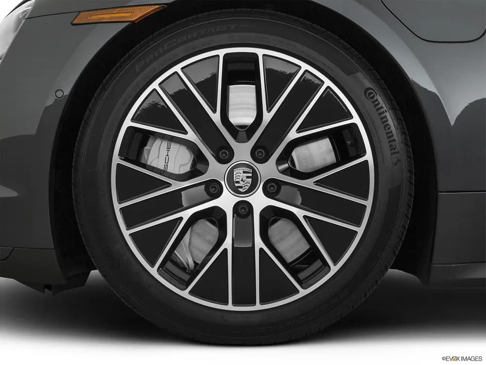 Porsche Taycan 2021 Turbo