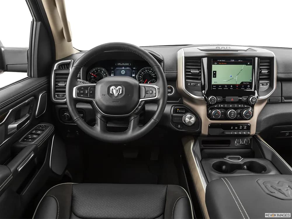 RAM 1500 2021 5.7L Laramie (Double Cab)
