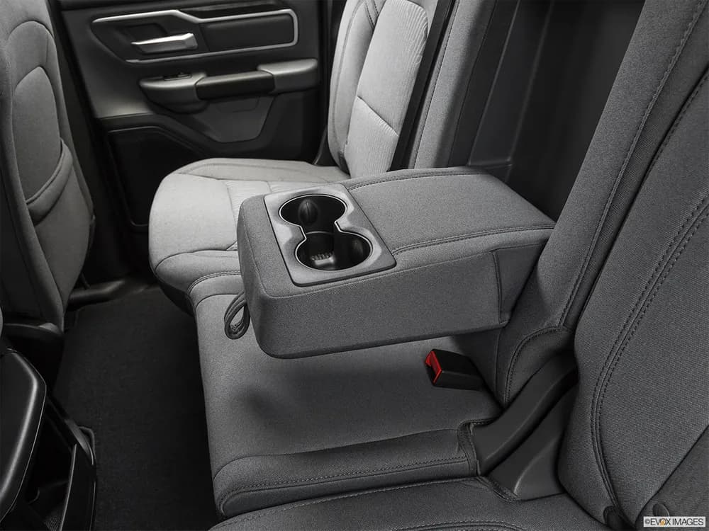 RAM 1500 2021 5.7L Big Horn (Regular Cab)