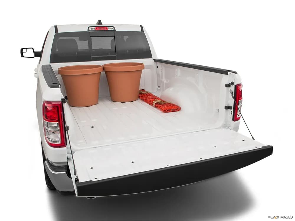 RAM 1500 2021 5.7L Big Horn (Regular Cab)