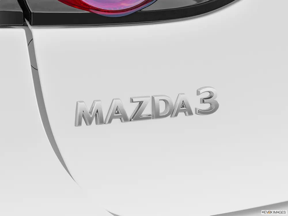 Mazda 3 Hatchback 2022 2.0L Intense