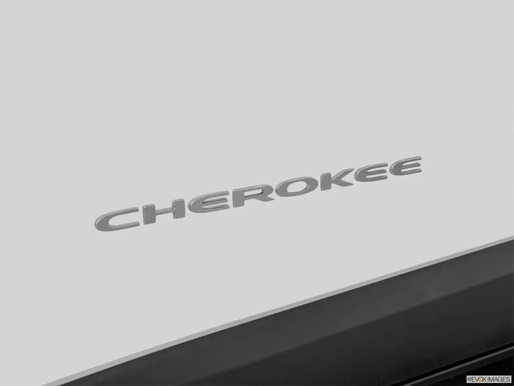Jeep Cherokee 2022 3.2L Longitude