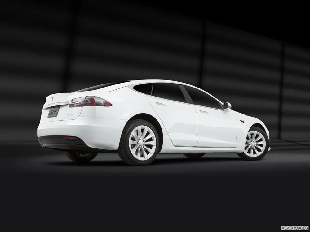 Long Range (AWD)