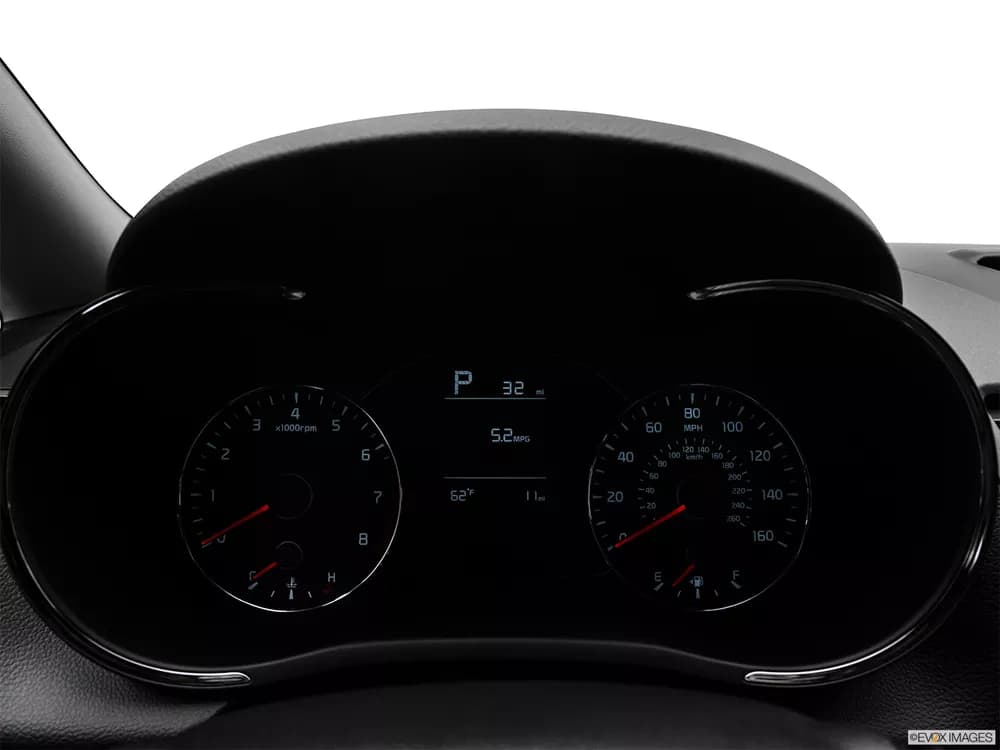 Kia Cerato Hatchback 2018 1.6L Base