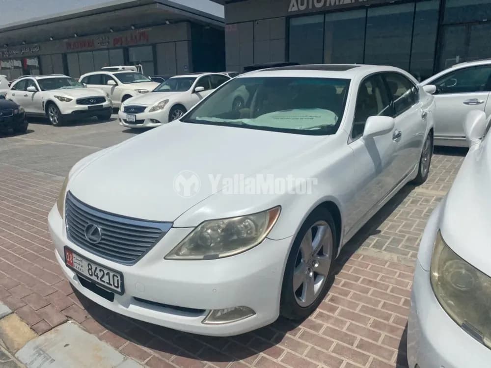 لكزس أل أس 460 4 door 4.6L SWB 2008 مستعملة