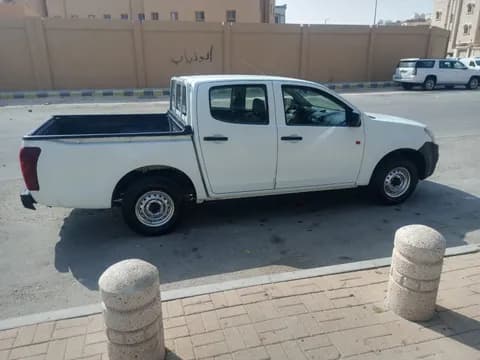 Used Isuzu D-MAX 2016 Used Isuzu D-MAX 2016 used_cars.forSale