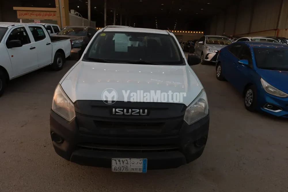 Used Isuzu D-MAX 2.5D Double Cab 4WD M/T 2020
