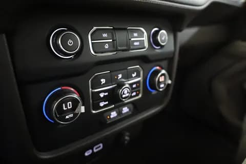 Used Chevrolet Suburban 5.3L LS 2021 Used Chevrolet Suburban 5.3L LS 2021 for sale