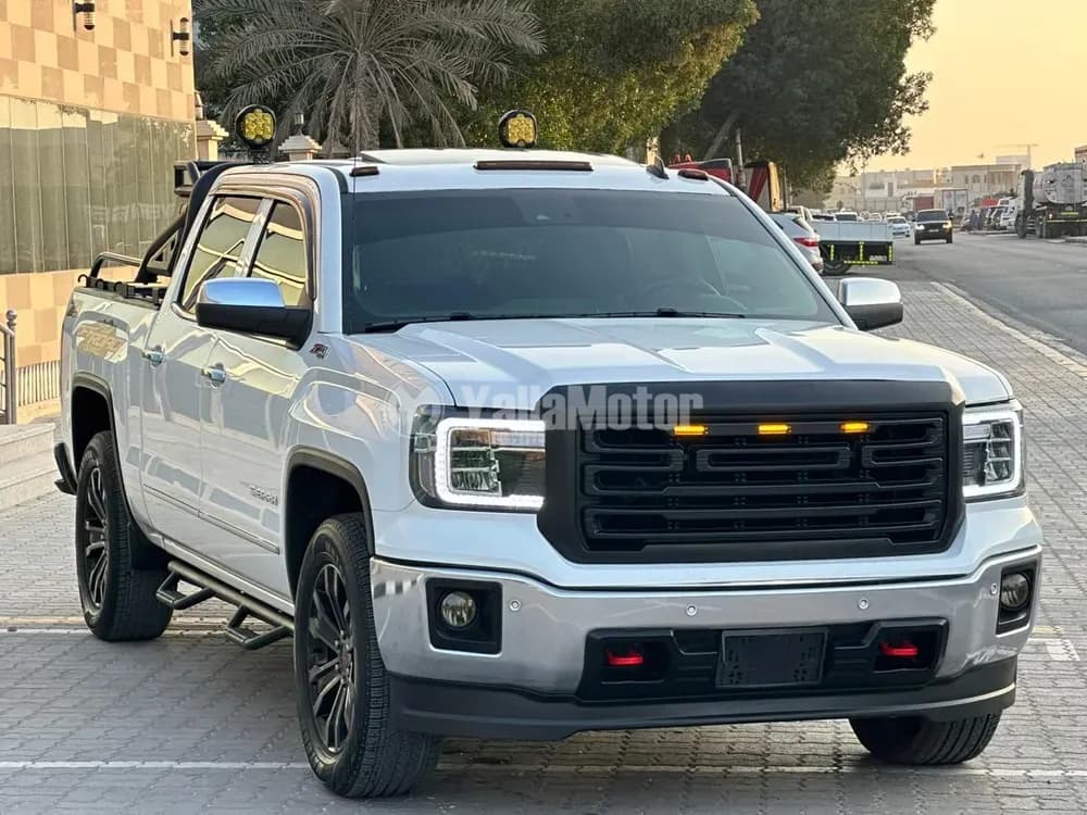 مستعملة جي إم سي سييرا SLT Z71 4x4 2015