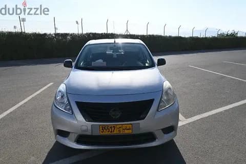 نيسان صني SE 2013 مستعملة نيسان صني SE 2013 مستعملة used_cars.forSale