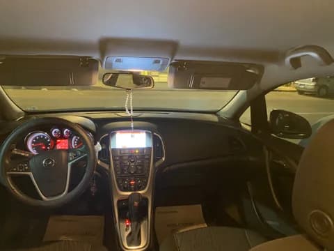 Used Opel Astra Turbo 2021 Used Opel Astra Turbo 2021 used_cars.forSale