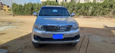 تويوتا فورتشنر 2.7L GX2 4X4 2013 مستعملة تويوتا فورتشنر 2.7L GX2 4X4 2013 مستعملة للبيع