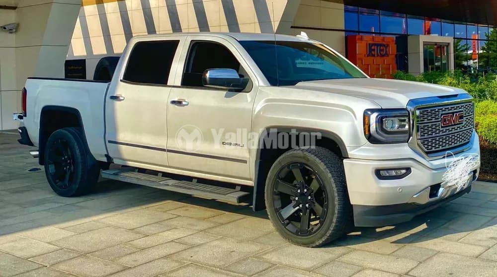 مستعملة جي إم سي سييرا 6.2L Crew Cab AWD Ultimate 2018