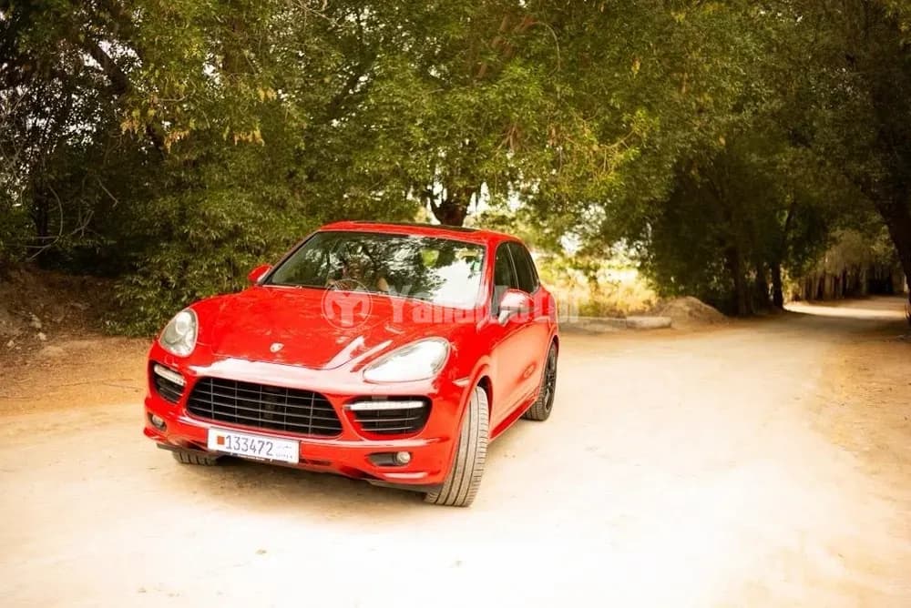 Used Porsche Cayenne GTS 2013