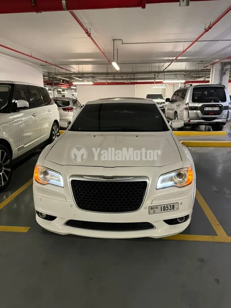 Used Chrysler 300 SRT8 6.4 L 2012