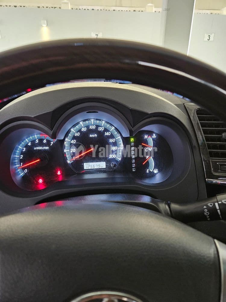 Used Toyota Fortuner 4.0L 2014