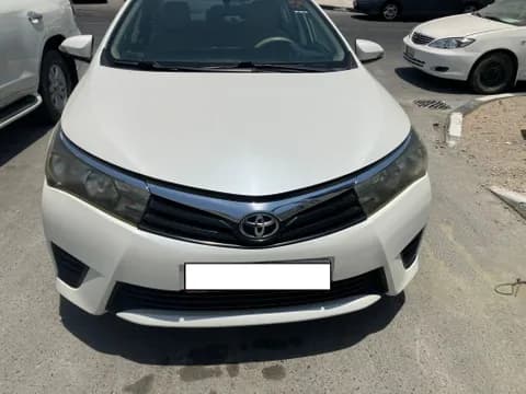Used Toyota Corolla 2.0 L SE 2015