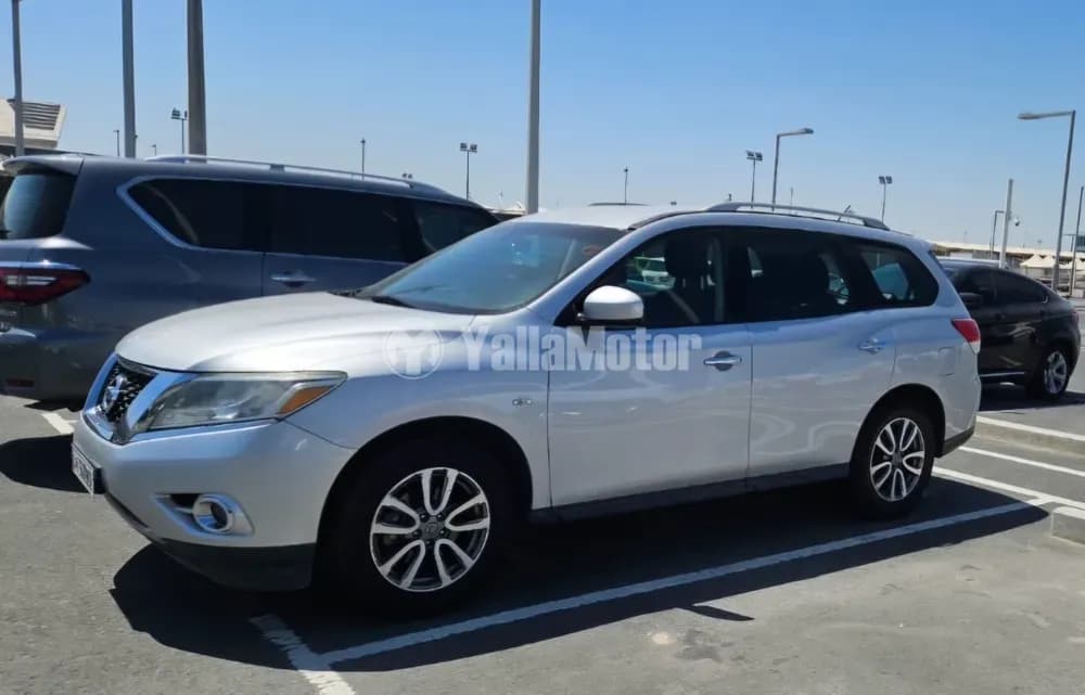 Used Nissan Pathfinder 2013