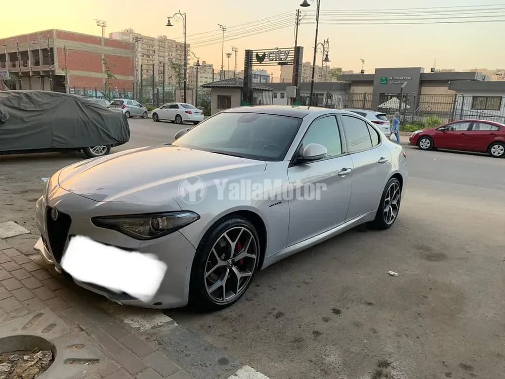 Used Alfa Romeo Giulia Veloce 2021